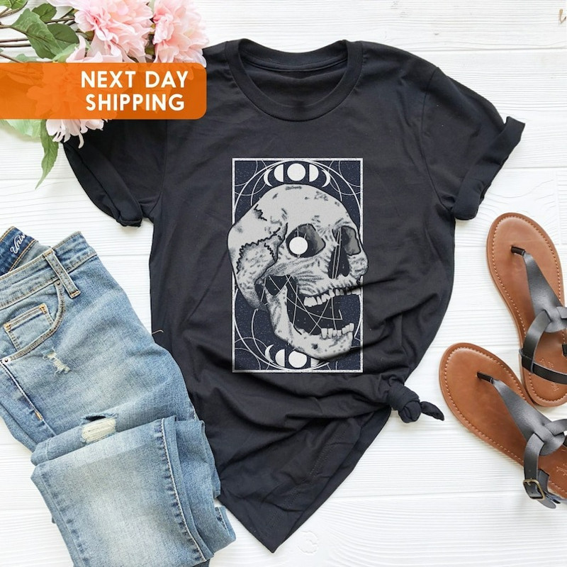Gothic Skull Shirt, Moon Phases T-shirt, Pastel Goth Apparel, Pastel Goth Clothing, Unisex T-Shirt