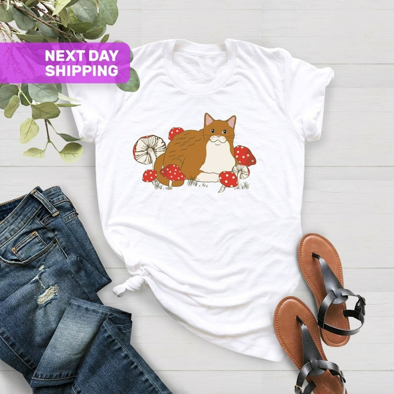 Cat Mushroom Shirt, Goblincore Outfit, Lover of Nature Gifts, Goblincore Shirt, Unisex T-Shirt