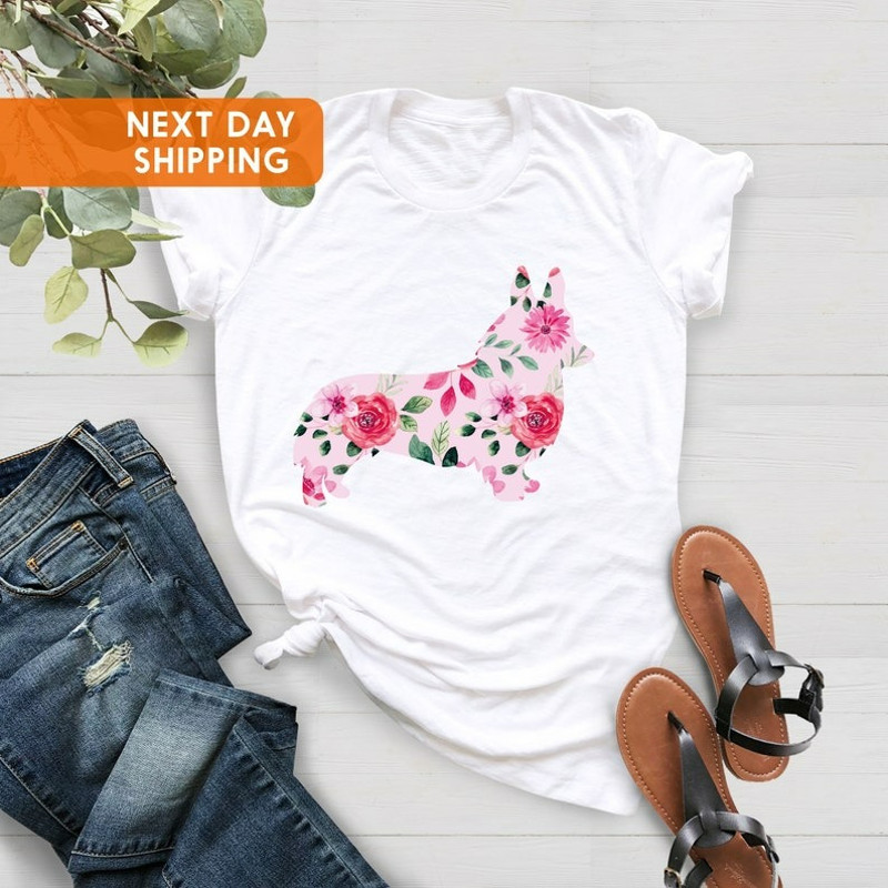 Corgi Shirt, Corgi Gifts, Corgi Tshirt, Corgi Lover, Corgi Mom, Crazy Corgi Lady, Unisex T-Shirt