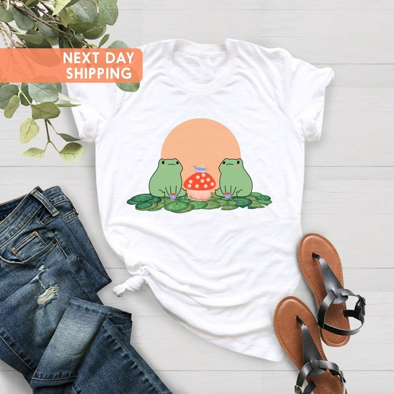 Frogs Drinking Tea Mushroom Shirt, Frogs Lovers Tee, Nature Lover Shirt, Unisex T-Shirt