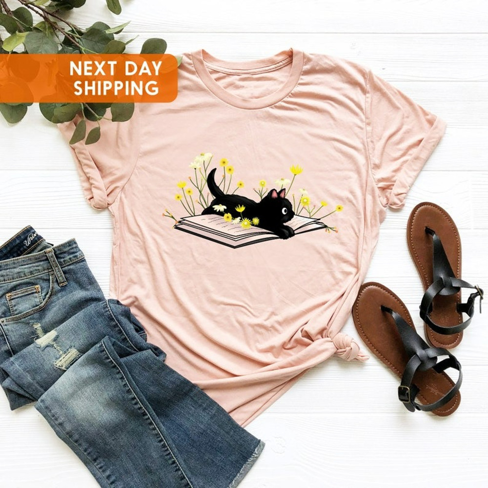 Cute Book Cat Shirt, Cat Shirt, Cute Reading Shirt, Books Shirt, Unisex T-Shirt
