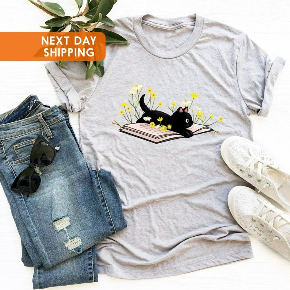 Cute Book Cat Shirt, Cat Shirt, Cute Reading Shirt, Books Shirt, Unisex T-Shirt
