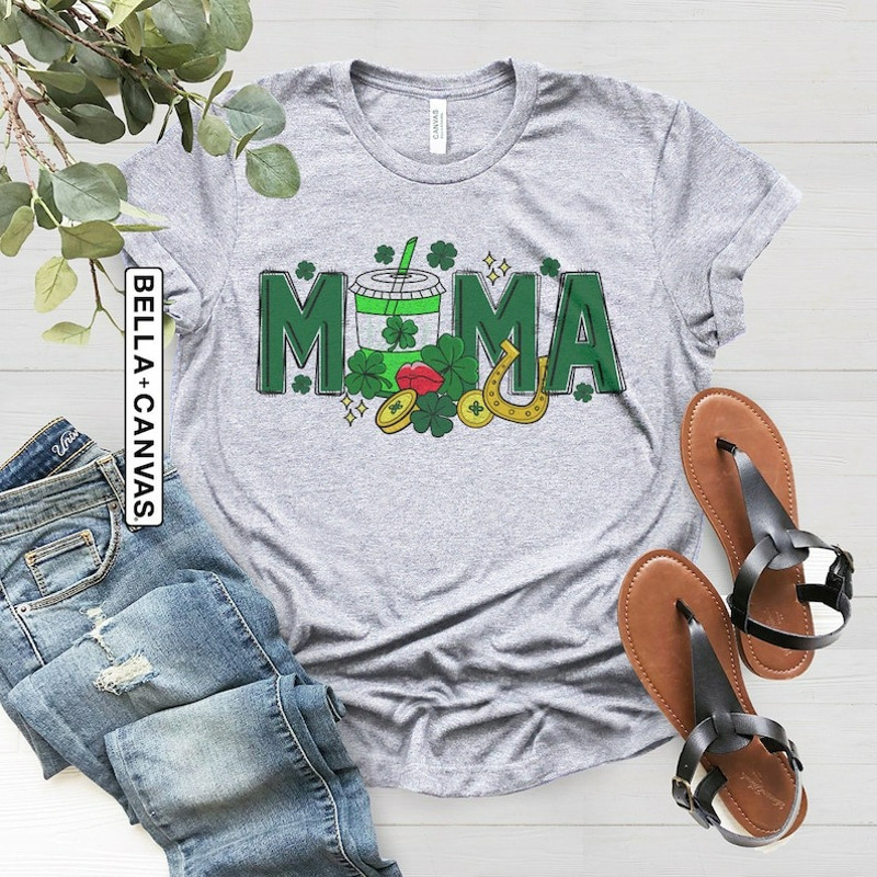 Lucky Mama Shirt, Retro Mom Shirt, St Patrick's Day Shirts for Mom, Unisex T-Shirt