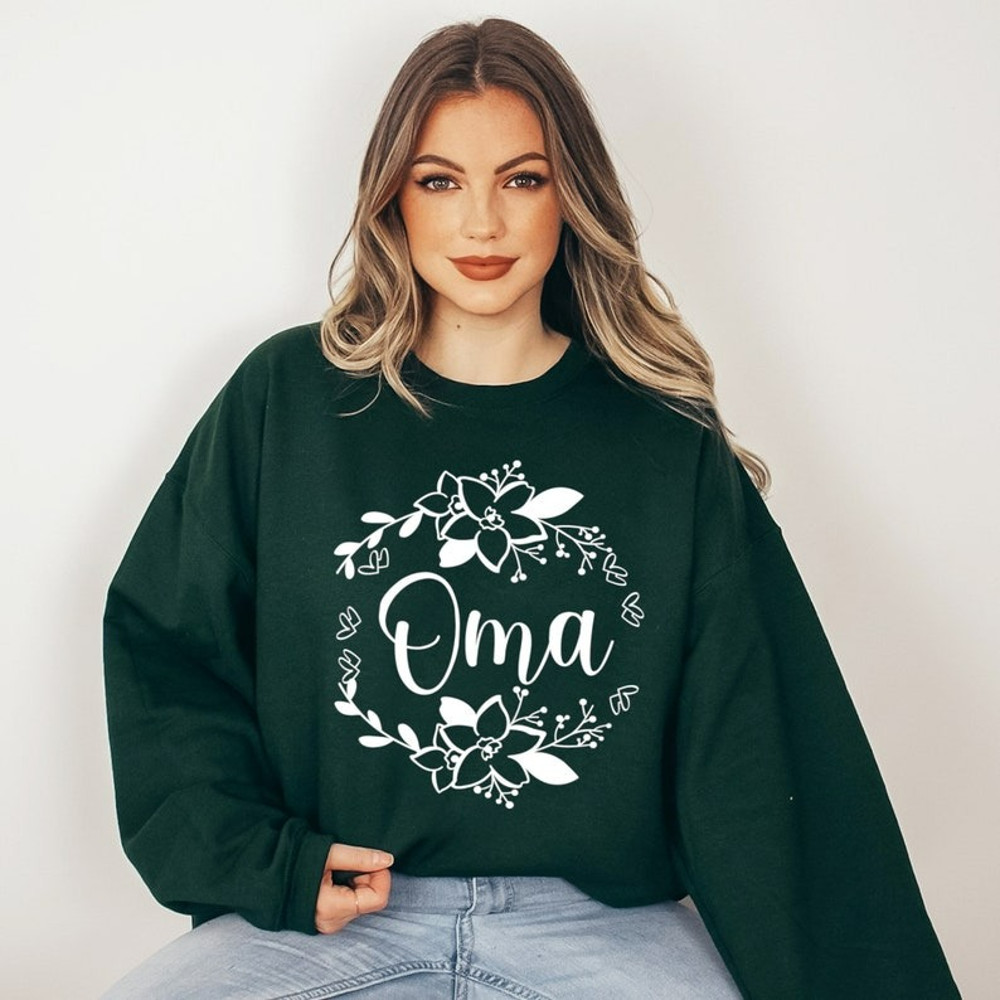 Floral Oma Crewneck, Birthday Gift for Grandma, Oma Mother's Day Sweatshirt, Unisex Sweatshirt, Hoodie