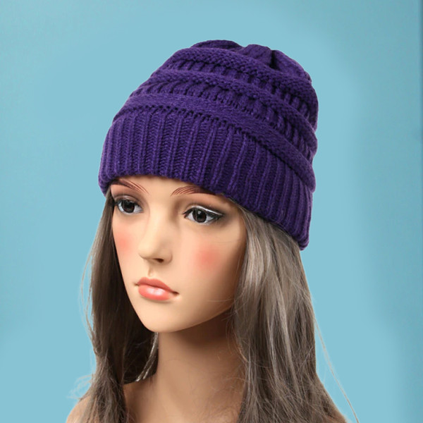softknitslouchybeanie1.png
