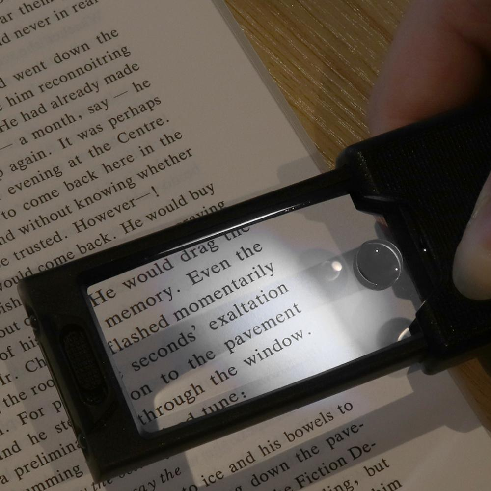 ledpocketmagnifier1.png