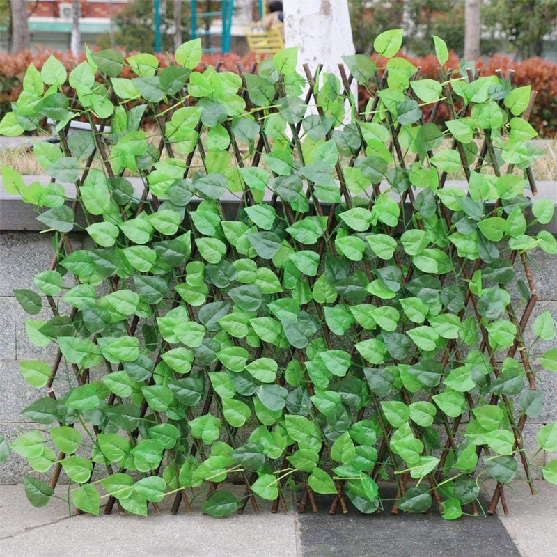 retractablegardenfence1.png