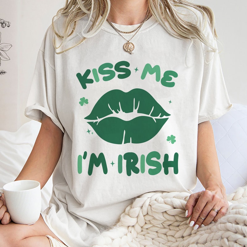 Kiss Me I'm Irish Shirt, Green Shamrock St Patricks Hoodie, Unisex St Paddy's Day Gift For Men Women, Funny St Patrick's Day Sweatshirt.jpg