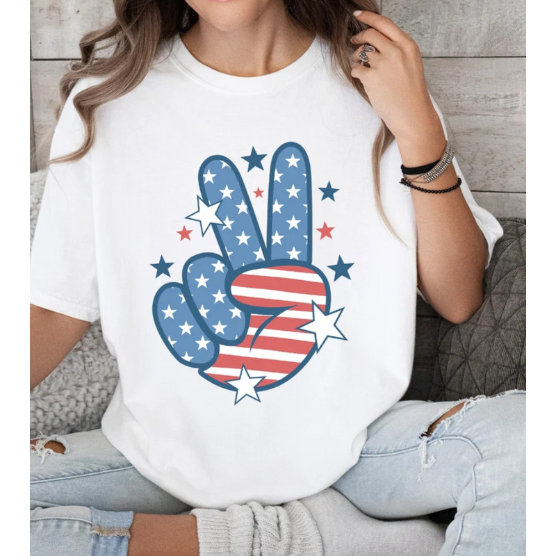 Peace Hand Shirt, Freedom Shirt, American Independence T-shirt, 4th Of July Shirt, American Flag Shirt, Patriotic Shirt, Peace Tee.png