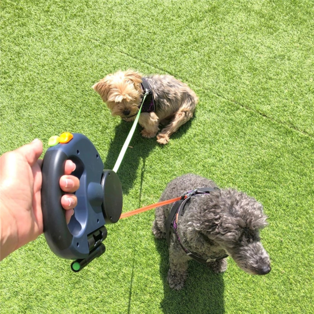 2 Dog Retractable Leash