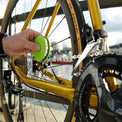 green disc chain care tool