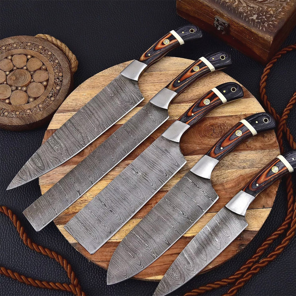 set of kitchen knives (2).jpg