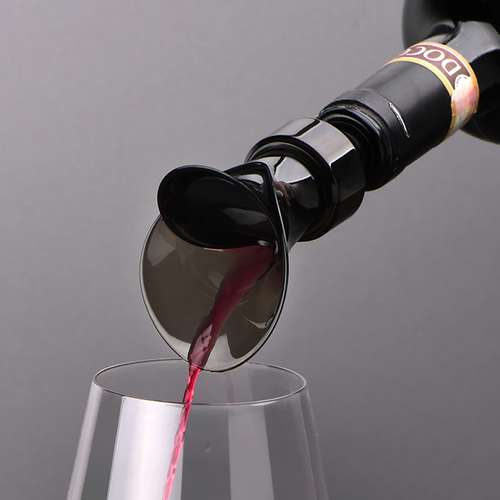 2-in-1 Wine Stopper Pourer – No Drip, Keeps Wine Fresh, Perfect Fit for Every Wine Bottle