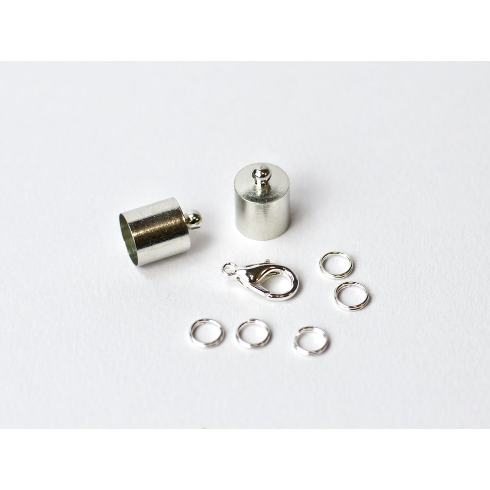 2 end caps, 1 clasp, 5 double rings