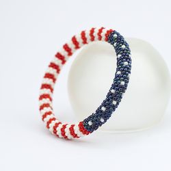 4th of July, USA flag beaded bracelet, Unisex bracelet, Patriotic bracelet, Best friend gift