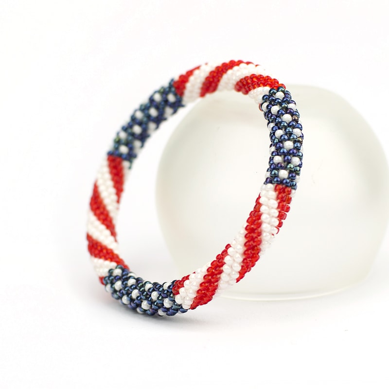 Unisex beaded bracelet