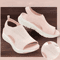 Elastic straps on therapeutic sandals for women