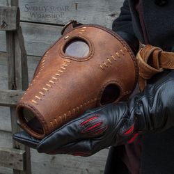 Handmade leather mask for picking mandrake