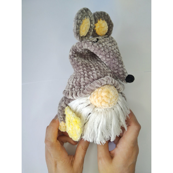 animal_gnome_crochet_pattern.jpeg