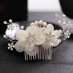 Wedding hair accessories - Bridal Hair Floral Rhinestone & Flower Comb