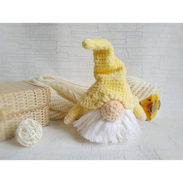 bestseller_gnome_crochet_pattern.jpeg