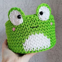 Frog basket, frog gift, green storage basket, fox baby shower gift, animal theme nursery decor