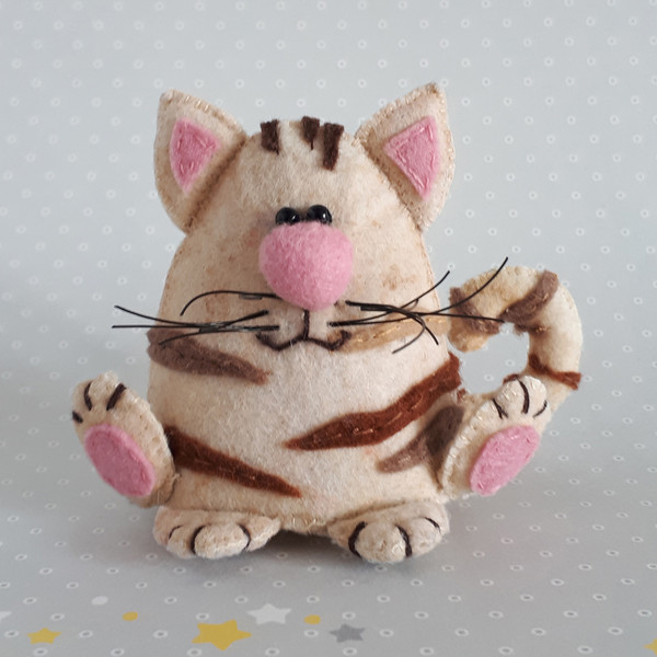 Cat pattern, stuffed animal toys felt or plush sew.jpg