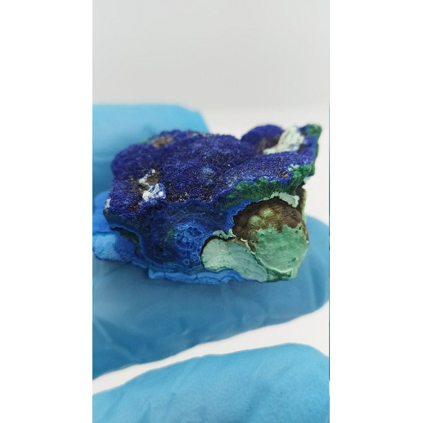 Malachite kidney-Azurite crystal-malachite with azurite-malachite crystal-3.jpeg