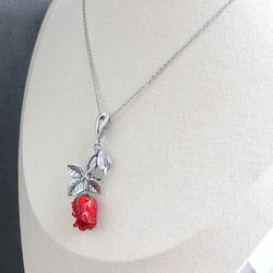 Rose flower necklace, June birth flower pendant, Name Necklace with Birth Flower, Red Rose Dainty Personalized Gift