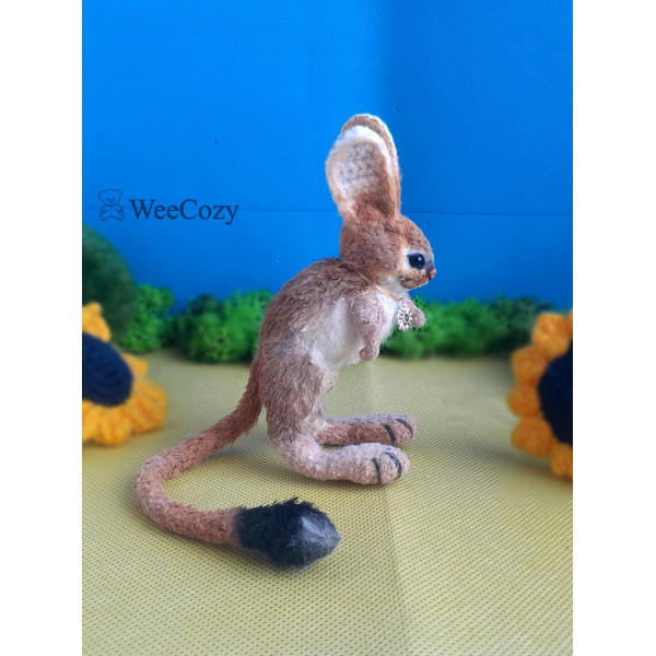 Crochet miniature realistic rodent jerboa (8).jpg