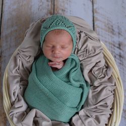 Newborn wrap set Emerald green newborn wrap and bonnet Newborn prop soft cotton