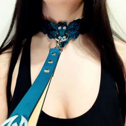 Quality leather bondage set bdsm collar with short leash for woman.