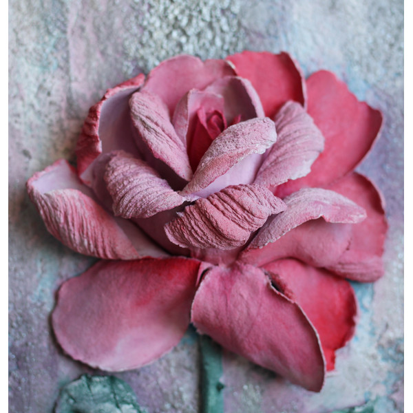 Plaster-pink-rose-sculpture