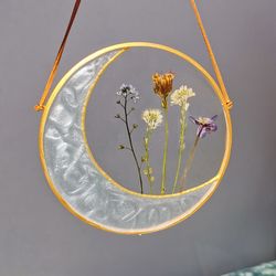 Moon wall hanging with pressed flower frame, Moon window decor, Resin art, Framed dried flower in resin, resin decor