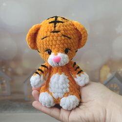 little tiger toy,tiger toy,knitted toy for gift,toys for kids,handmade toy