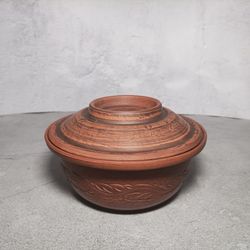 Ceramic cooking pot 50.72 fl.oz Casserole with lid handmade red clay