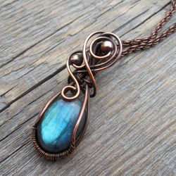 Labradorite Copper Wire Wrapped Pendant, Bright  Labradorite Gemstone Necklace, Boyfriend gift