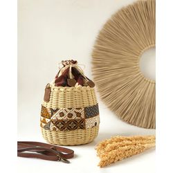 Summer vacation wicker basket bucket straw bag