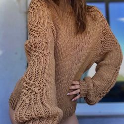 Knitted sweater with chic geometric pattern