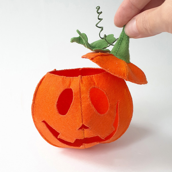 Pumpkin felt pattern, Halloween decorations.jpg