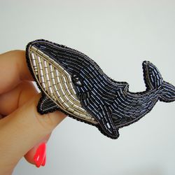 brooch whale, embroidered brooch, beaded jewellery, handmade jewelry, cute pin, black brooch, handcraft gifts, brooches