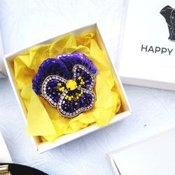 Pansy jewelry brooch, boutonniere, Violet pin, flower brooch, pansy flower gift
