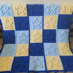 Crochet baby blanket with stars