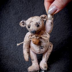 OOAK jointed Vintage Teddy Bear by Yumi Camui
