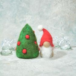 Christmas centerpiece/Christmas tree/Waldorf tree/Gnome christmas/Tiny gnome