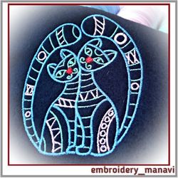 Embroidery design Outline of a cats with body filling pattern Cats 7