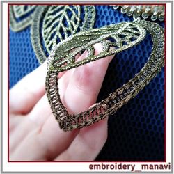 In the hoop FSL Embroidery design earrings pendant in a leaf 3
