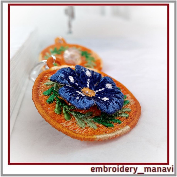 FSL-in-the-hoop-embroidery-design-earrings-of-leaves-3D flowe