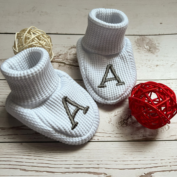Organic cotton baby coming home outfit White Personalized Newborn baby custom outfit.jpg