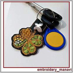 Keychain embroidery design clover leaf, In the hoop key fob
